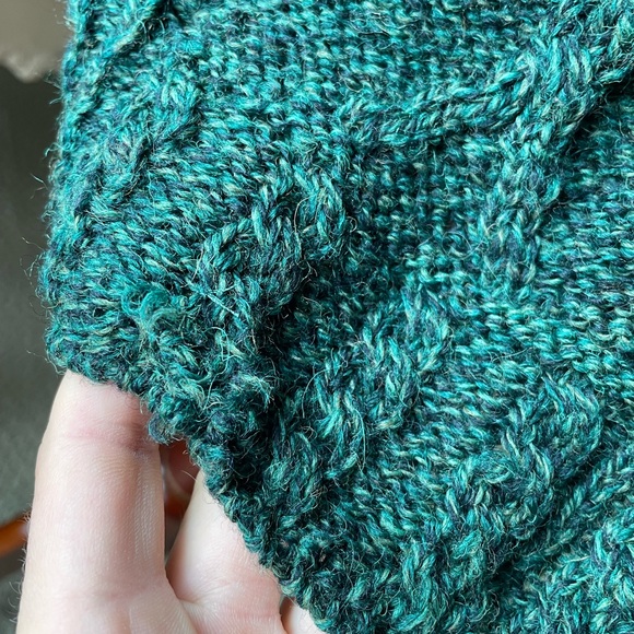 Made in Ireland green wool knit long sweater - Picture 14 of 15